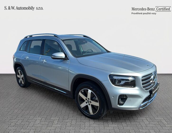 Mercedes-Benz GLB 4