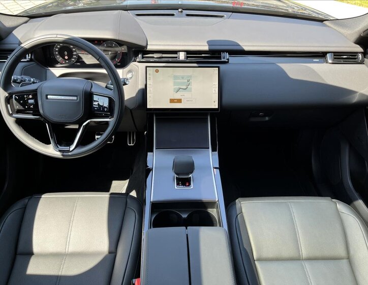Land Rover Range Rover Velar SUV / Terénní 2,0 l 150 kw