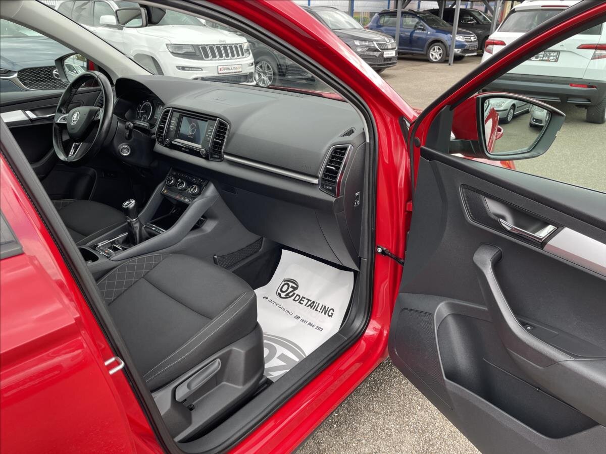 Škoda Karoq SUV / Terénní 999,0 85 kw