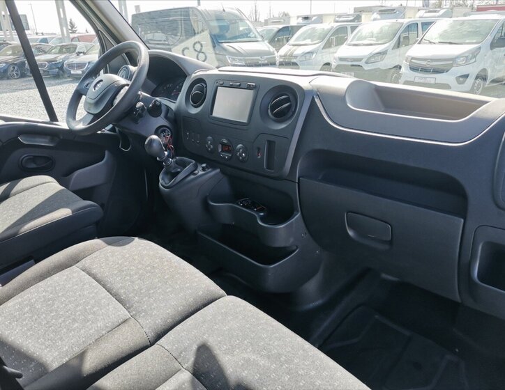 Opel Movano Skříň 2,3 l 125 kw