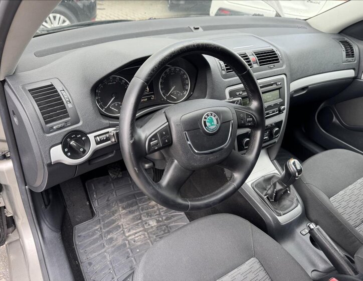 Škoda Octavia Kombi 1,6 l 77 kw