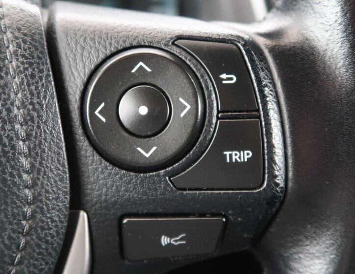 Toyota RAV4 SUV / Terénní 2,5 l 114 kw