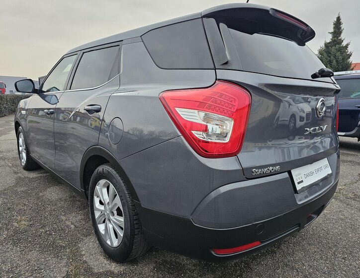 SsangYong Tivoli 13