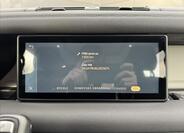 Land Rover Defender 22