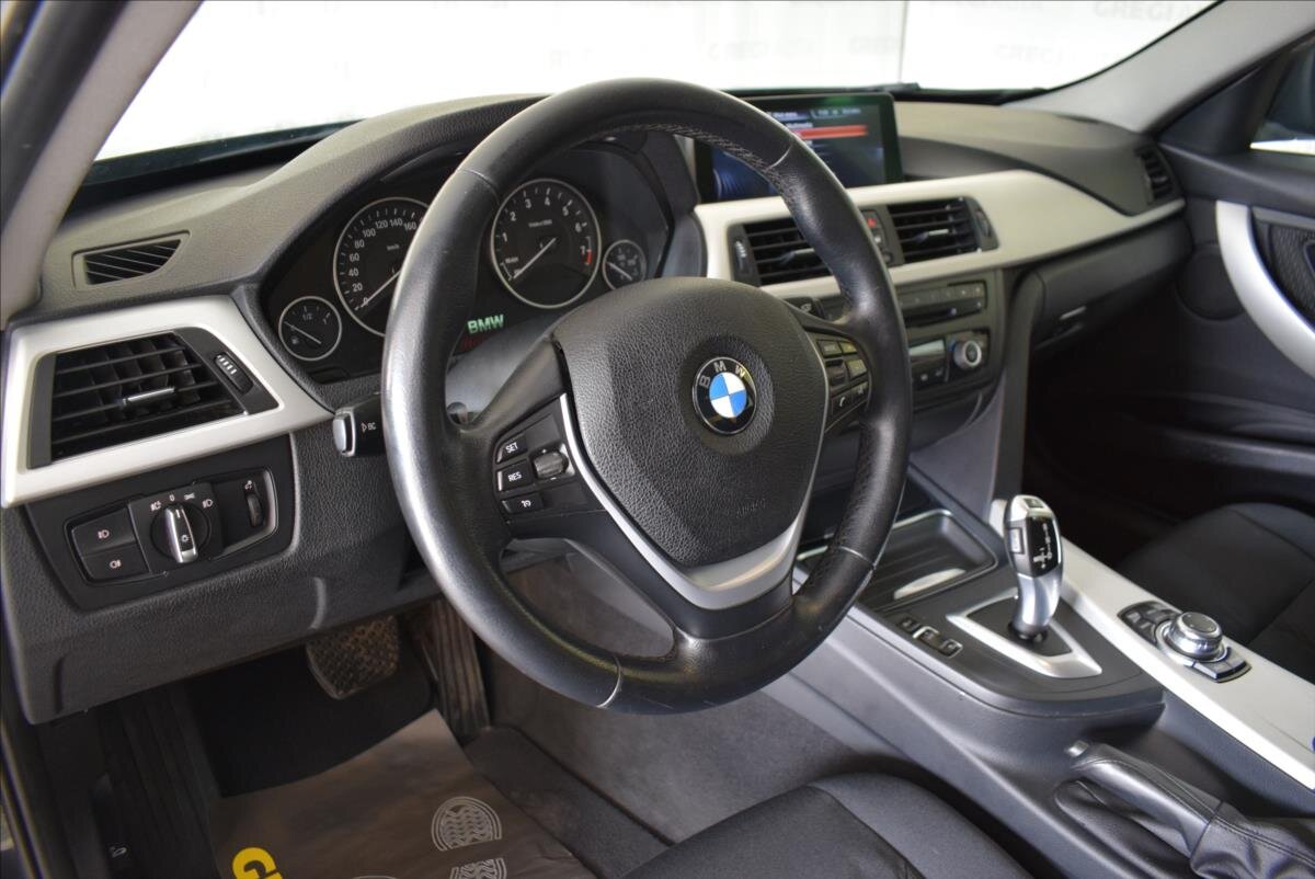 BMW Řada 3 Sedan / Limuzína 1,6 l 100 kw