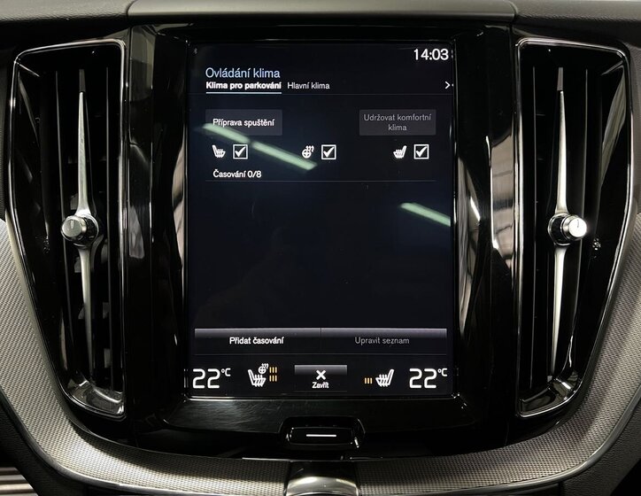 Volvo XC60 SUV / Terénní 2,0 l 288 kw