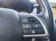 Mitsubishi Outlander SUV / Terénní 2,3 l 110 kw