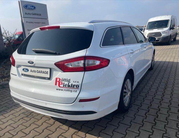 Ford Mondeo Kombi 2,0 l 110 kw