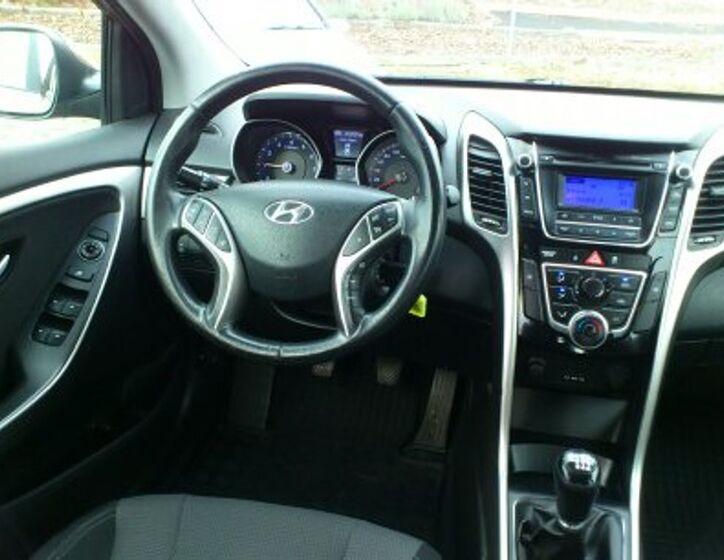 Hyundai i30 11