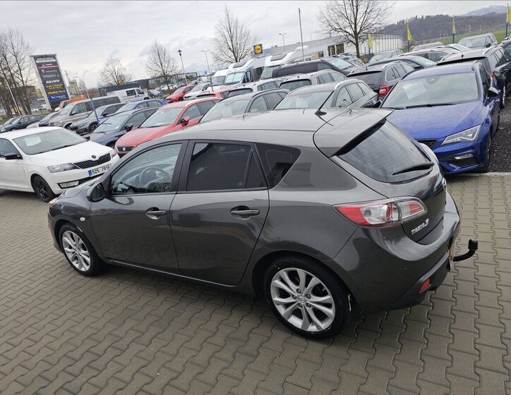 Mazda 3 Hatchback 1,6 l 77 kw