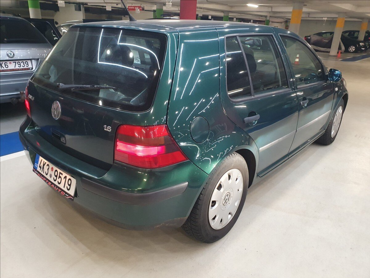 Volkswagen Golf Hatchback 1,6 l 77 kw