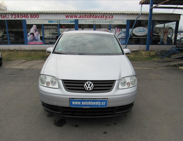 Volkswagen Touran Kombi 1,6 l 75 kw