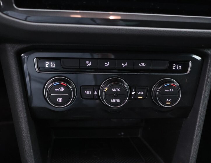 Volkswagen Tiguan SUV / Terénní 1,5 l 96 kw