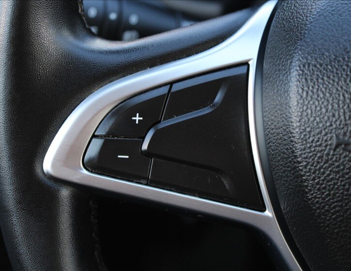 Dacia Sandero Hatchback 898,0 66 kw