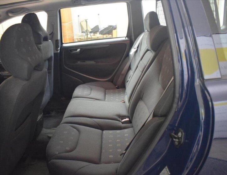 Volvo V70 Kombi 2,4 l 125 kw