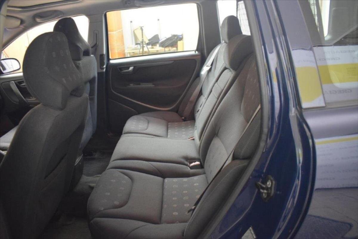 Volvo V70 Kombi 2,4 l 125 kw