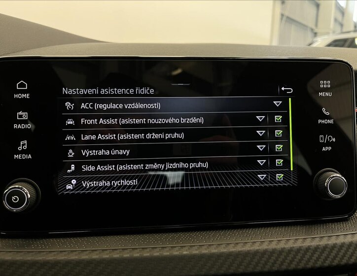 Škoda Scala Hatchback 999,0 85 kw