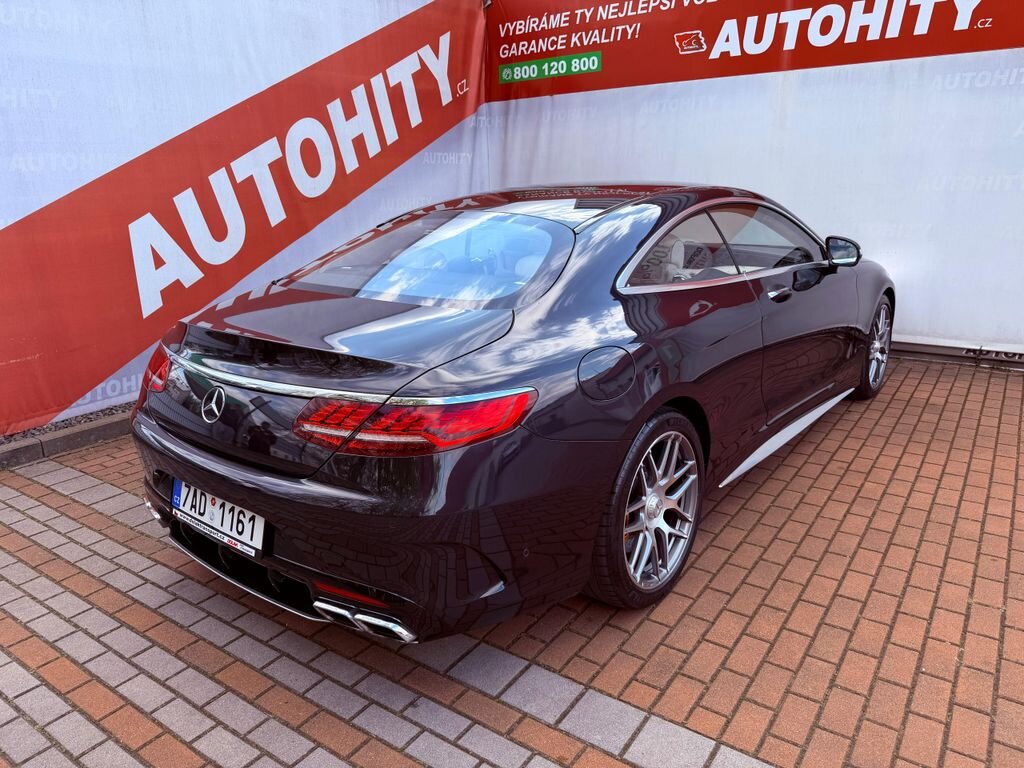 Mercedes-Benz Třídy S Kupé 4,0 l 450 kw