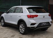 Volkswagen T-Roc CUV 1,6 l 85 kw