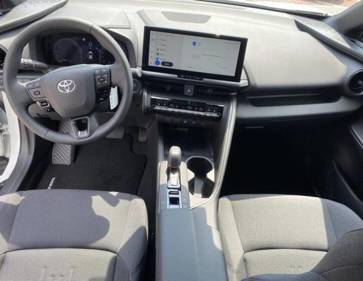 Toyota C-HR 11