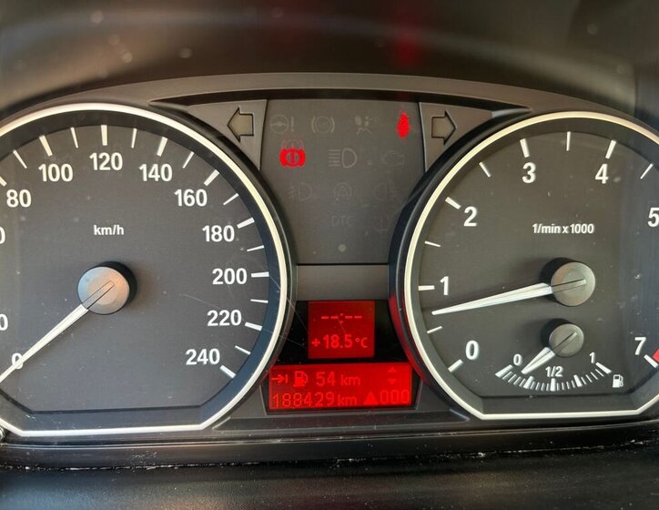 BMW Řada 1 Hatchback 1,6 l 90 kw