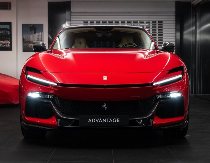 Ferrari Ostatní Hatchback 6,5 l 529 kw