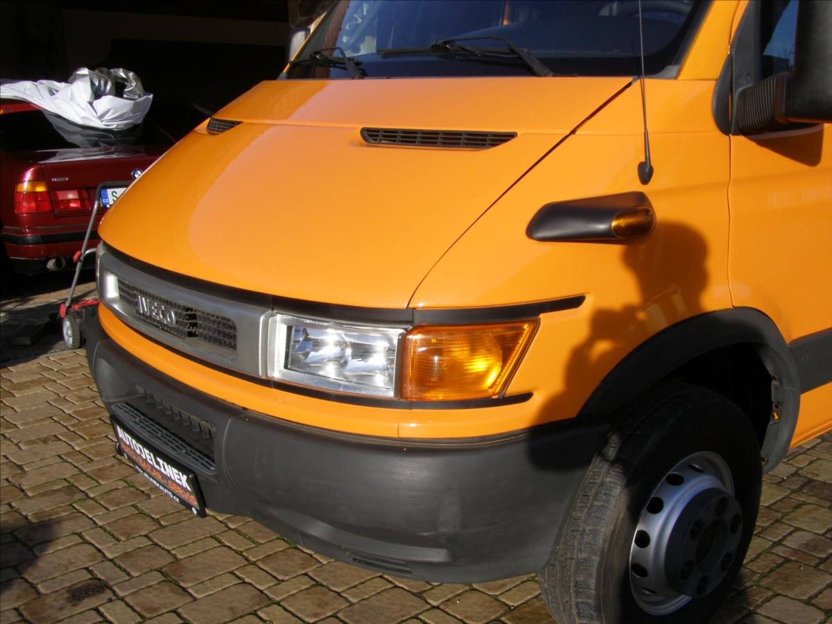 Iveco Daily Valník 2,8 l 107 kw