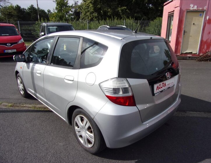 Honda Jazz Hatchback 1,2 l 66 kw