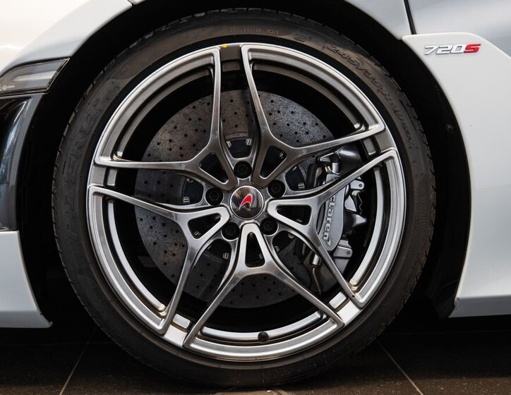 McLaren 720S Kupé 4,0 l 530 kw