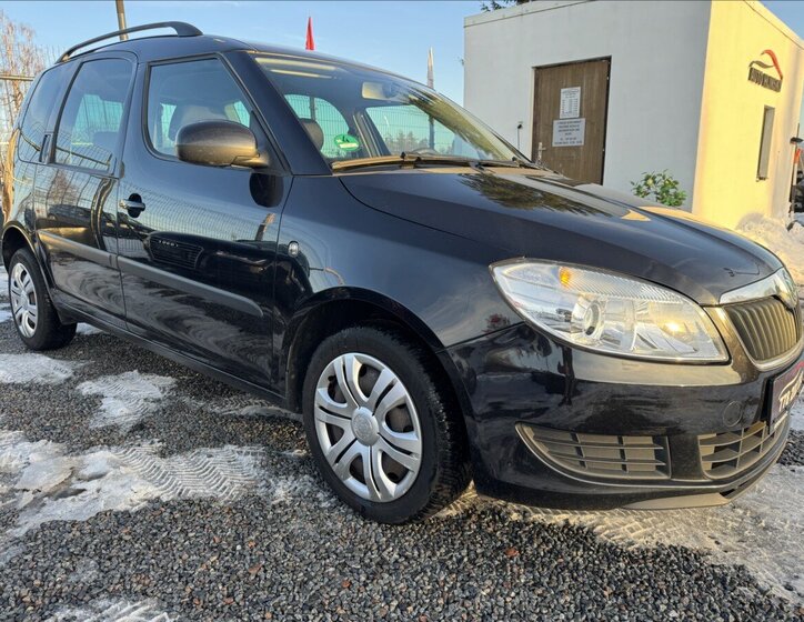 Škoda Roomster 9