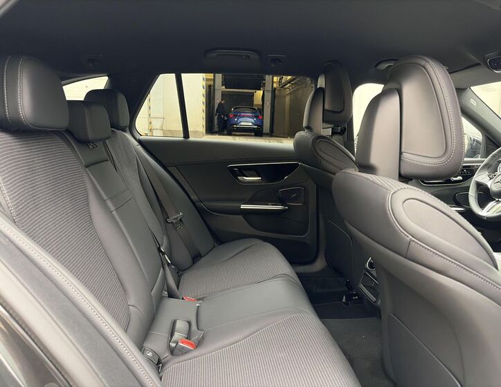 Mercedes-Benz Třídy C 27