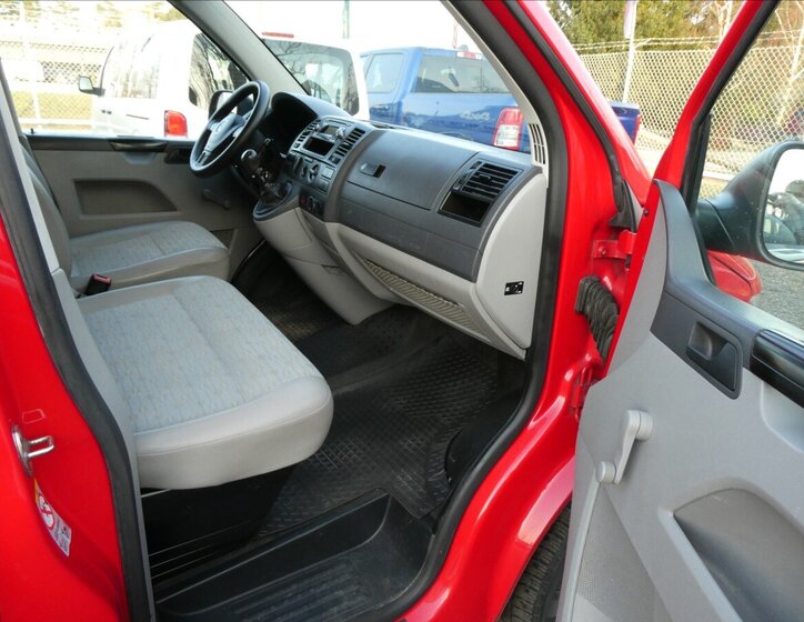 Volkswagen Transporter Ostatní 2,0 l 103 kw