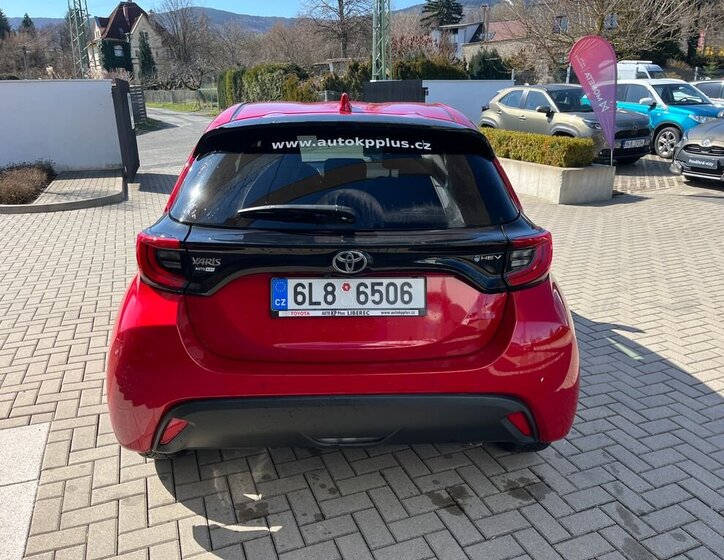 Toyota Yaris Hatchback 1,5 l 68 kw