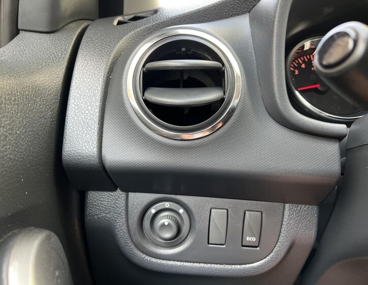 Dacia Sandero Hatchback 1,5 l 66 kw