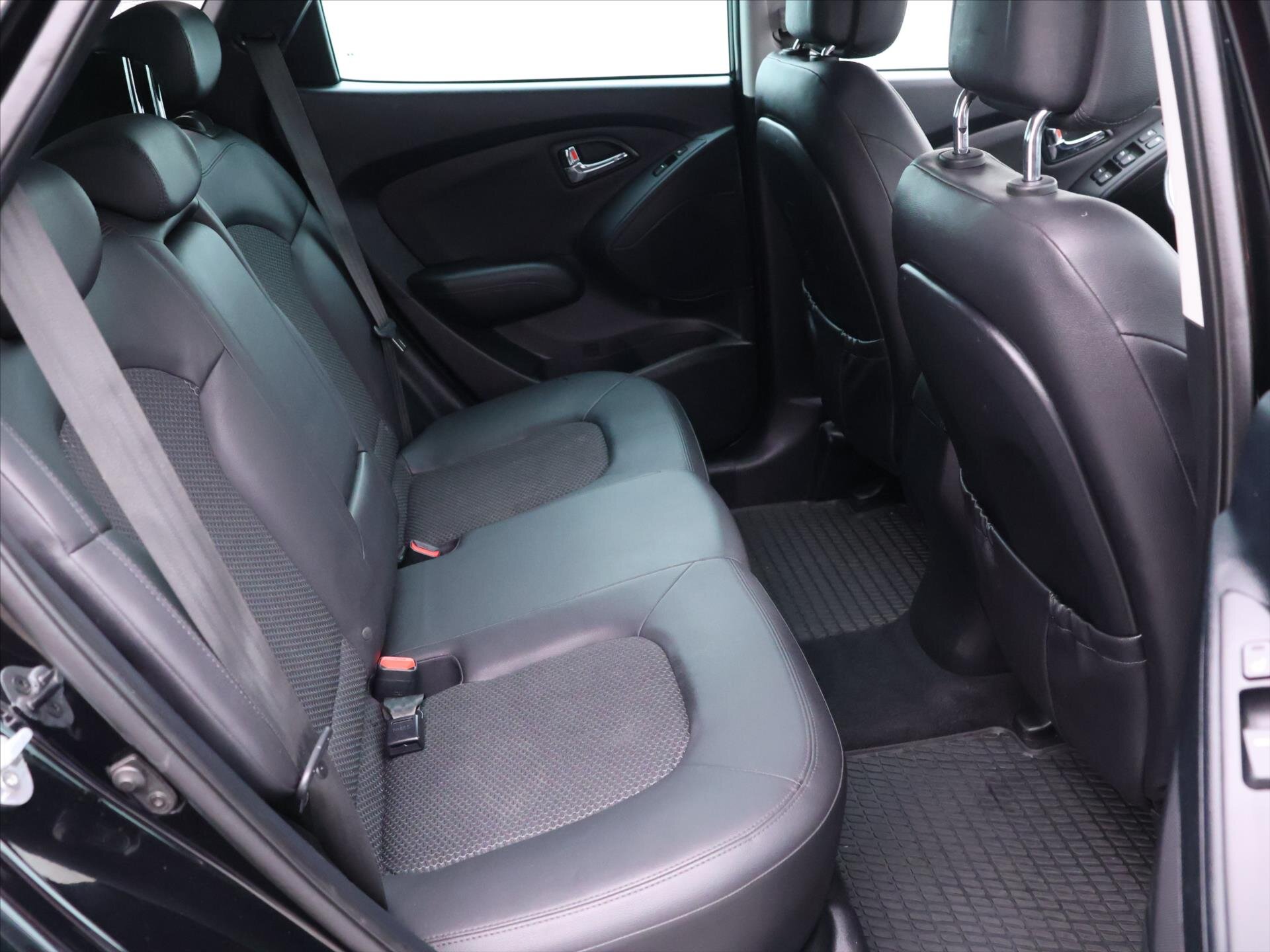 Hyundai ix35 SUV 2,0 l 120 kw