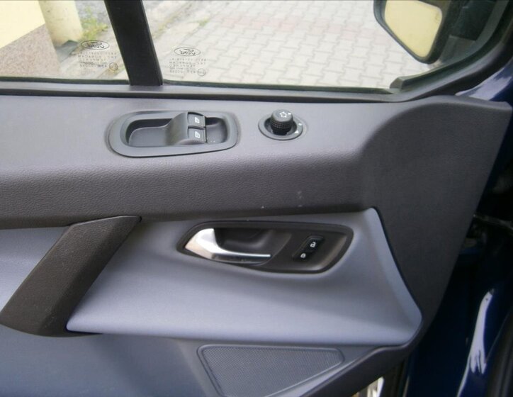 Ford Transit Custom Skříň 2,2 l 92 kw