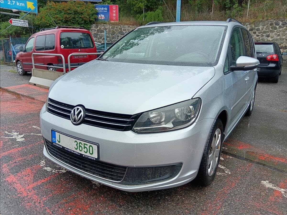 Volkswagen Touran Kombi 1,5 l 77 kw