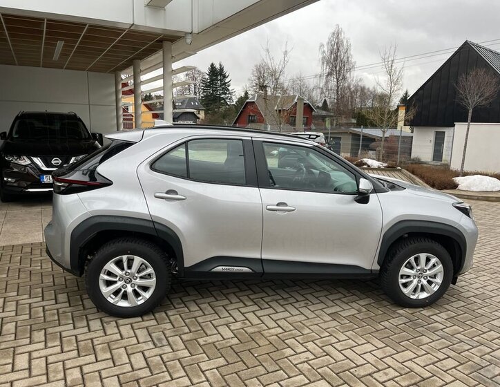 Toyota Yaris Cross Hatchback 1,5 l 68 kw