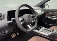 Mercedes-Benz GLA 9