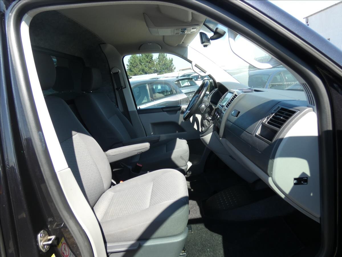 Volkswagen Transporter Skříň 2,0 l 103 kw