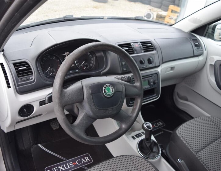 Škoda Fabia 16