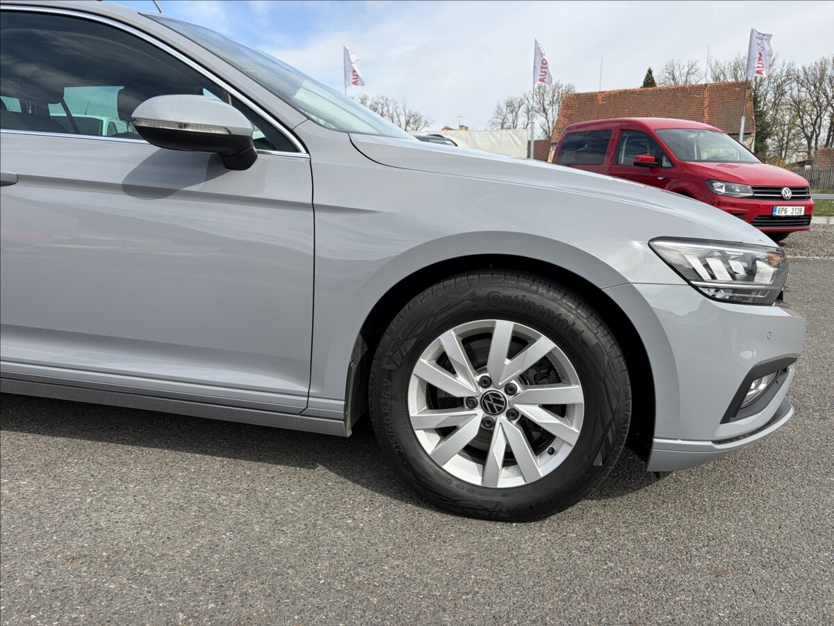 Volkswagen Passat Kombi 2,0 l 110 kw