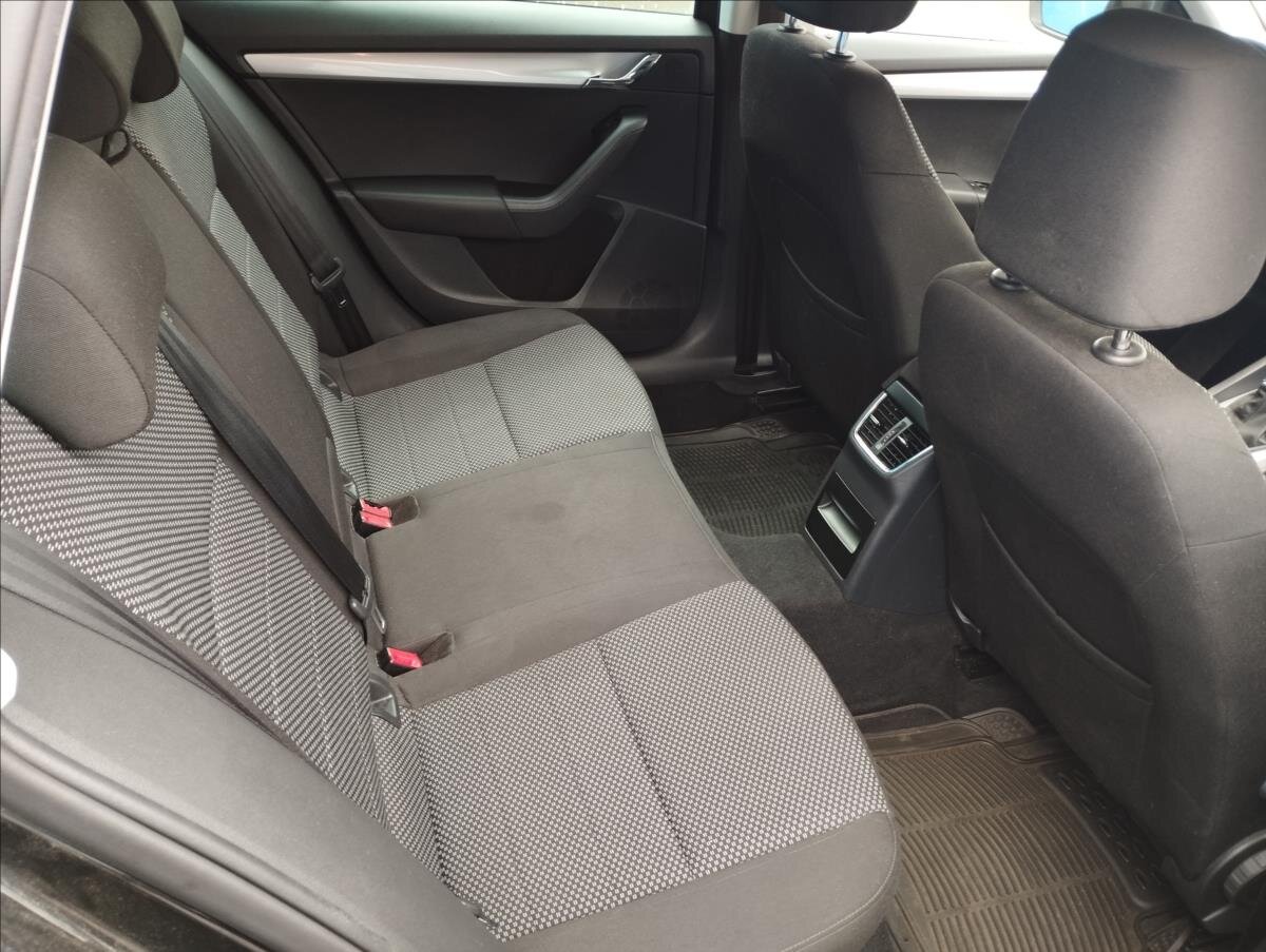 Škoda Octavia Kombi 2,0 l 110 kw