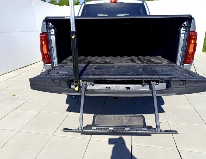 Ford F-150 Pick-up 2,7 l 242 kw