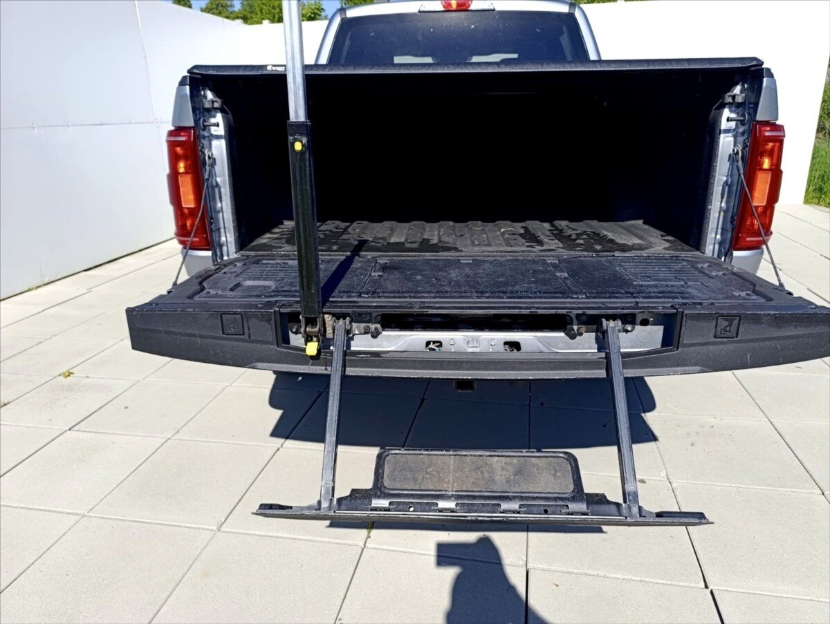 Ford F-150 Pick-up 2,7 l 242 kw