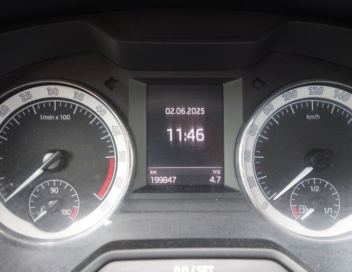 Škoda Octavia Sedan / Limuzína 2,0 l 110 kw