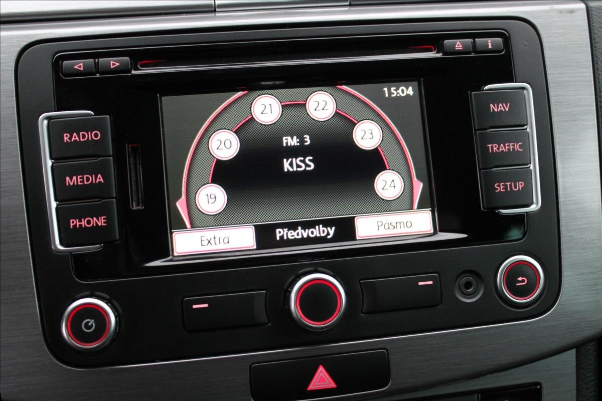 Volkswagen Passat Kombi 1,6 l 77 kw