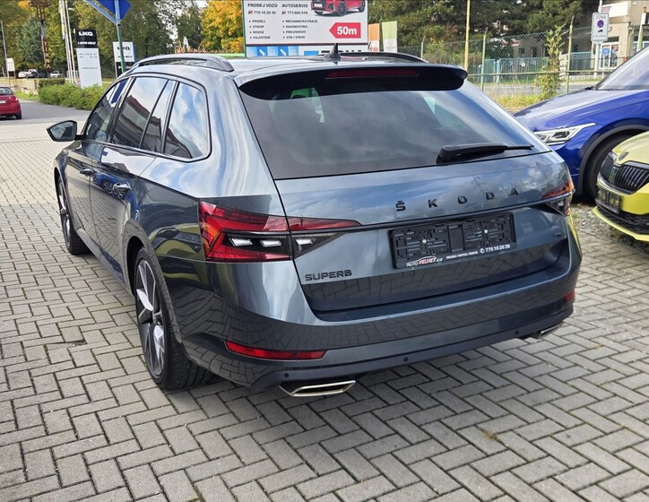 Škoda Superb 2