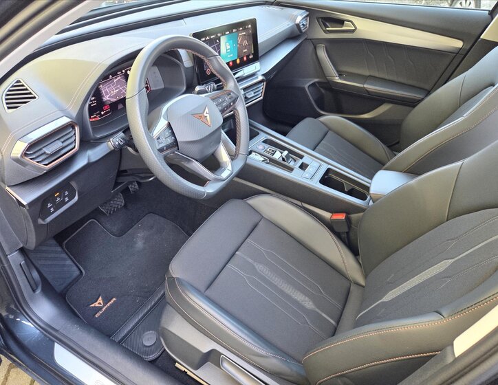 Cupra Formentor SUV / Terénní 2,0 l 140 kw