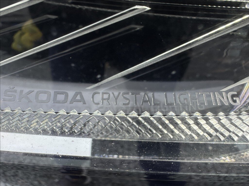 Škoda Octavia Sedan / Limuzína 1,5 l 110 kw